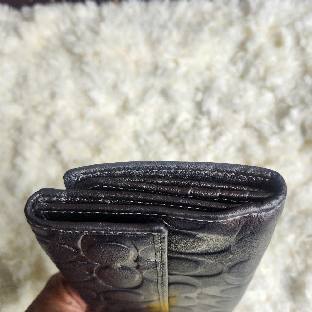 Coach Gray Wallet with Embossed Pattern and Turn-Lock Closure - Picture 5 of 9